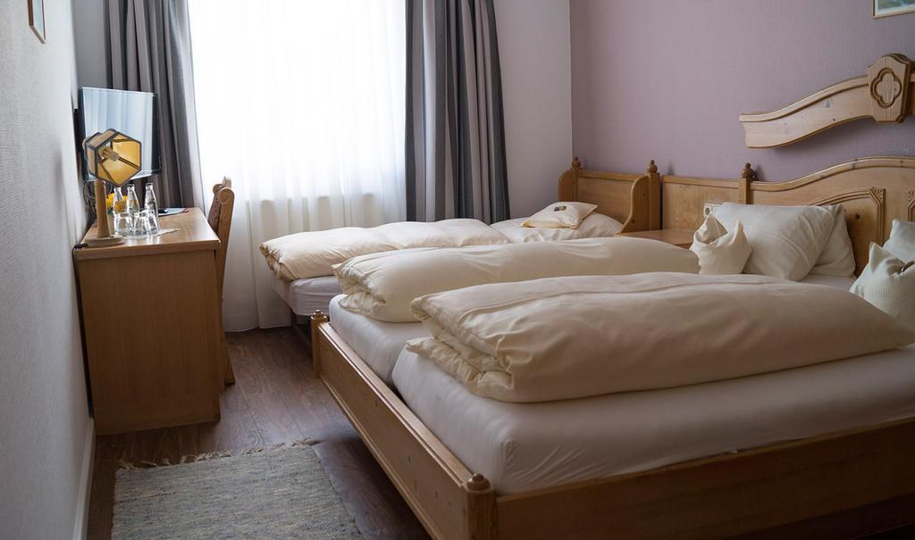 Hotel Schweizer Haus Bielefeld Zewnętrze zdjęcie