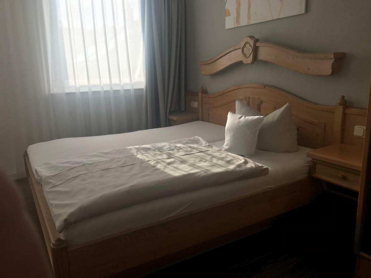 Hotel Schweizer Haus Bielefeld Zewnętrze zdjęcie